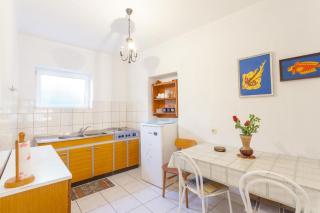 Apartments with a parking space Makarska - 15445 - 5
