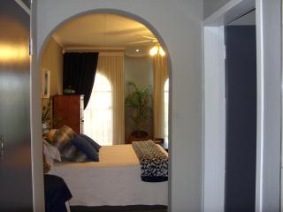 Little Umhlanga. Sunflower suite. - Pretoria - 0