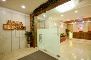 Hotel Repose - Ahmedabad - 7