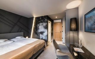 Romantik Hotel Zur Schwane - Volkach - 3