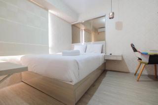 Modern Style 2BR Apartment Bassura City near Shopping Mall By Travelio - 9