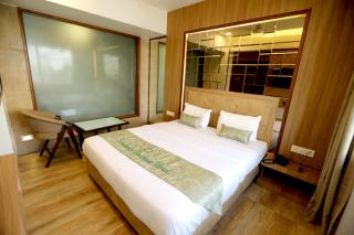 Silverador Boutique Hotel - Thane - 8