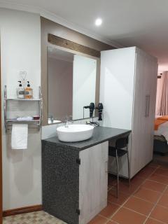 By Appointment Suites - Johannesburg - 8