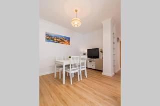 Justino Triana Central by Valcambre - Sevilla - 0