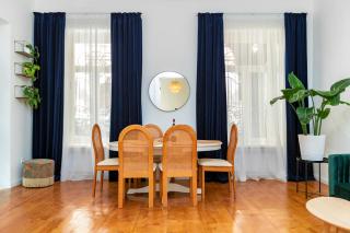 Design home with private garden, in City Center - 7
