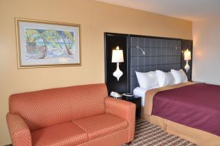 Days Inn by Wyndham Middletown/Newport Area - 3