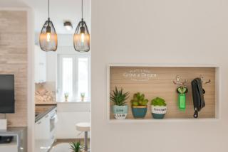 NEW, private heated swimming POOL, free parking, Trogir centar - 2