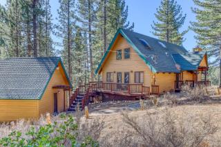 Tallac Views Getaway - South Lake Tahoe - 0