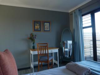 Hilltops Apartment - 7