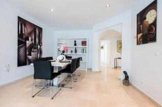 Charming 2 Bedroom Trocadero Arena area - Marbella - 6