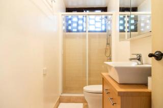 Charming 1 Bedroom Apartment in Vibrant South Yarra - 8