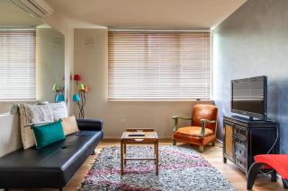 Charming 1 Bedroom Apartment in Vibrant South Yarra - Melbourne - 5
