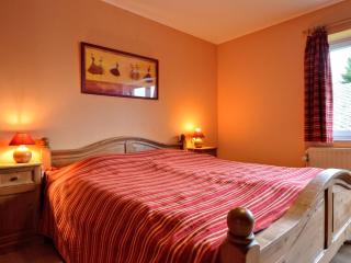 Holiday Home in Waimes with Scenic Garden - Waimes - 4