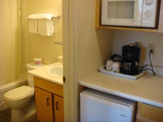 Red Coat Inn Motel - 7