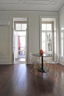 FLH Porto Elegant Flat with Terrace - Porto - 1