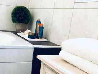 Baden Airpark Family Apartment - 1