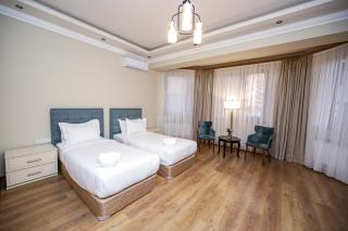 A Hotel Yerevan - Erevan - 9