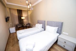 A Hotel Yerevan - Erevan - 5