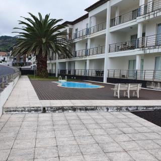 Black'nYellow Place - Vila Franca do Campo - 7