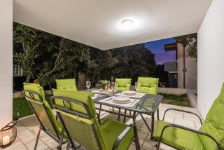 Bekina, stylish rooftop pool apartment - Mandre - 5