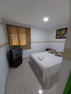Hostal y Camping Los Girasoles - Salento - 9