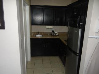 Regency Inn & Suites - Baytown - 6