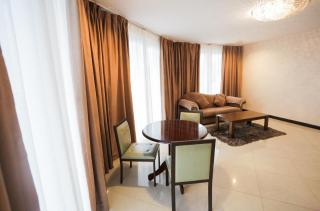 The Lake Hotel Tagaytay - Tagaytay - 4
