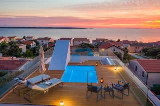 Bekina, stylish rooftop pool apartment - Mandre - 9