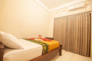 Putra Dadi Guest House - Canggu - 5