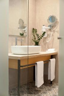 Seasabelle Hotel near Athens Airport - Artemida - 9