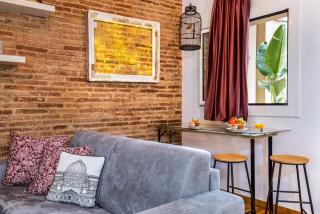 Stay U-nique Apartments Ramón y Cajal - Barcelona - 2