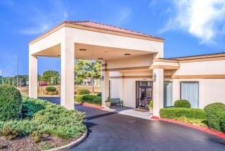 Quality Inn Suwanee I-85 - Suwanee - 0