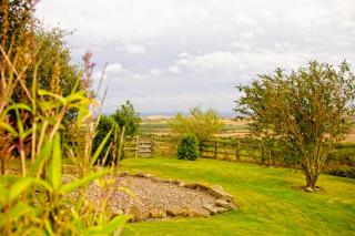 Spangle Cottage, Borrowby Farm Cottages - Staithes - 3
