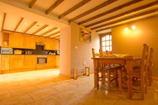 Spangle Cottage, Borrowby Farm Cottages - Staithes - 4