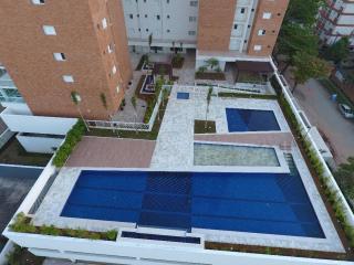 Apartamento Guaruja Enseada Mobiliado Varanda gourmet e lazer completo - 9