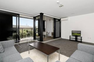 Central Mount Apartment, Quiet and Spacious with Pool - Mount Maunganui - 6