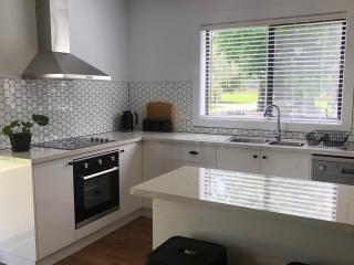 Oak Lane Guest House & Farm Stay - Whorouly - 2