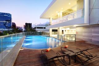 HARRIS Hotel & Conventions Bundaran Satelit Surabaya - 8