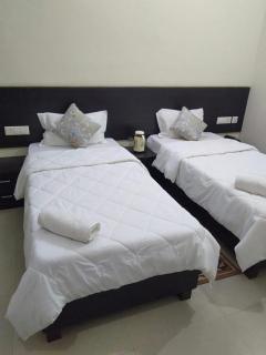 Hotel the Ideal - Kushinagar - 3