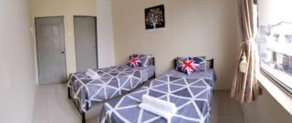 Ria Semi-D Homestay - Batu Kikir - 4