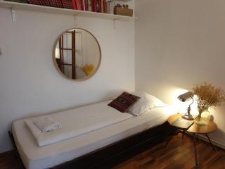 Apartment center Friedrichshain - 1