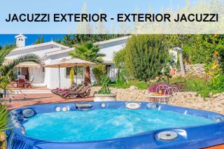 Private Heated Pool, Jacuzzi & 1225m2 garden in Villa Cipreses - Frigiliana - 5