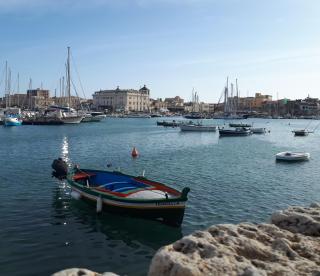 Lakkios charming suites and rooms - 1