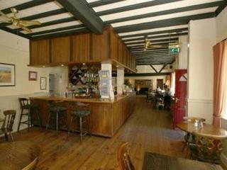 Bolingbroke Arms & Hotel - Swindon - 3