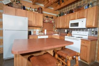 #3690 Bear Creek Lodge - Hatchertown - 4