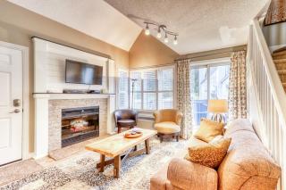Condo 413 at North Creek Resort by Vacasa - Blue Mountains - 5