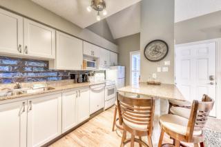 Condo 413 at North Creek Resort by Vacasa - 3