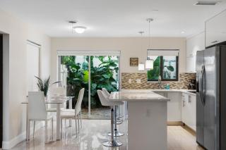 Alani Bay Condos - Fort Lauderdale - 8