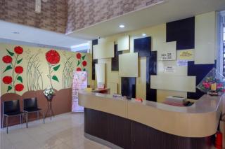 RedDoorz Plus Syariah @ Hotel Boulevard Luwuk - Luwuk - 4