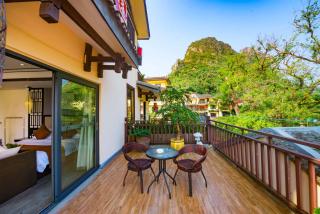 Peach Blossom Resort Hotel - 6